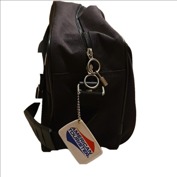 American Tourister Travel Bag / Carry-on Black Canvas includes Toiletry Bag - Picture 8 of 13